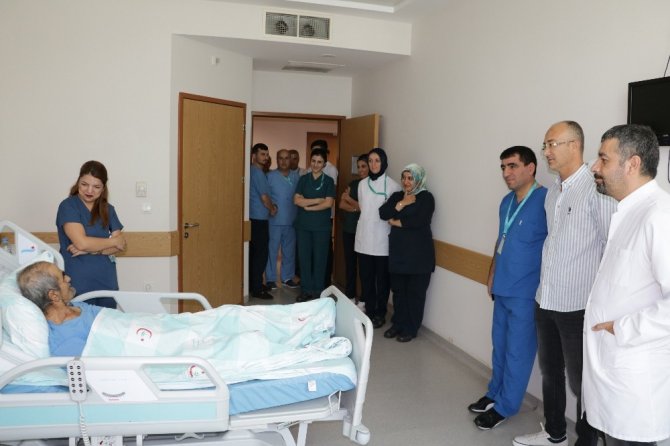 Dr. Muhammedoğlu: 'Pankreas tümöründe erken teşhis çok önemlidir'