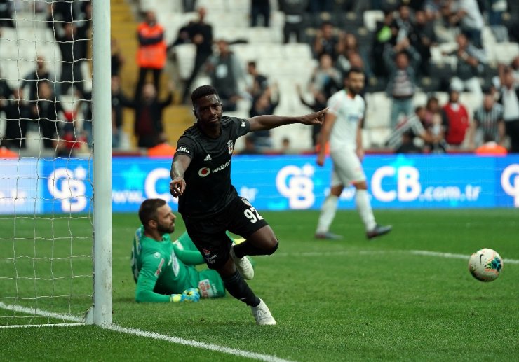 Süper Lig: Beşiktaş: 2 - Aytemiz Alanyaspor: 0