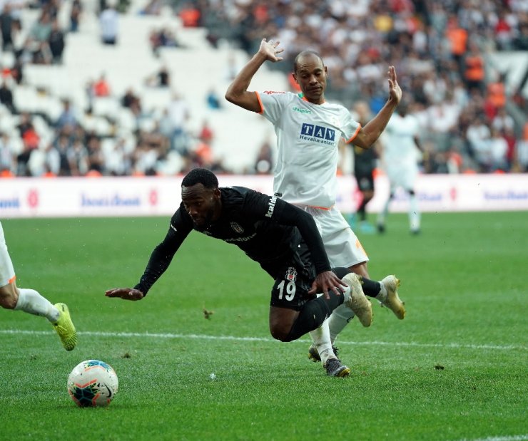 Süper Lig: Beşiktaş: 2 - Aytemiz Alanyaspor: 0