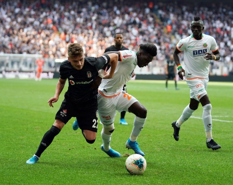 Süper Lig: Beşiktaş: 2 - Aytemiz Alanyaspor: 0