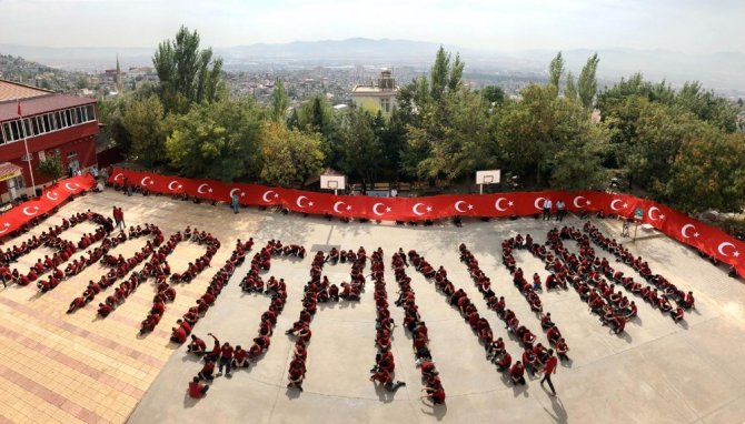 Kahramanmaraş'ta Barış Pınarı Harekatı’na koreografili destek