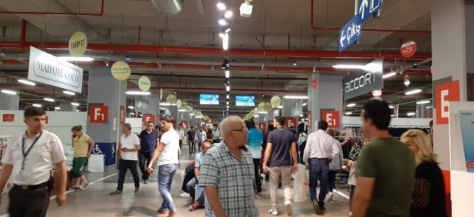 Kahramanmaraşlılar “dev indirimleri” sevdi