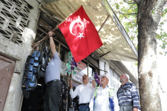 Kahramanmaraş'ta Barış Pınarı Harekatı'na mahalle esnafı da destek oldu