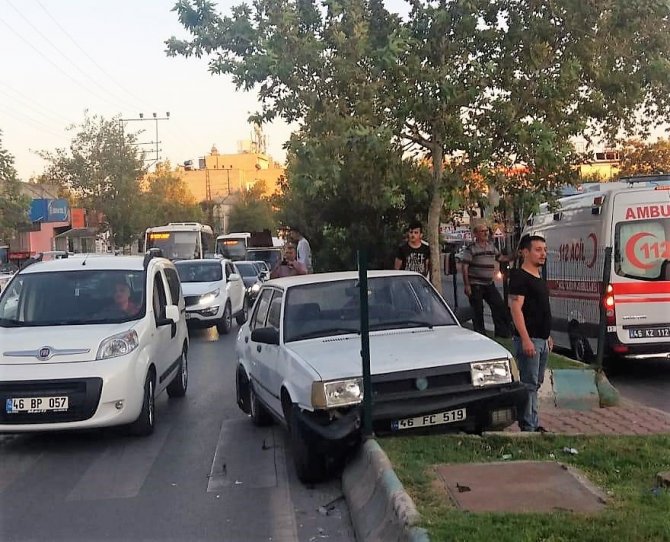Kahramanmaraş'ta Yaya geçidinde kaza: 4 yaralı