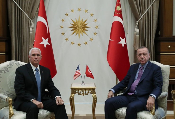 Cumhurbaşkanı Erdoğan’ın Mike Pence’i kabulü sona erdi