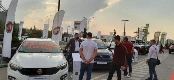 Kahramanmaraş'ta Otomobil tutkunları buluştu