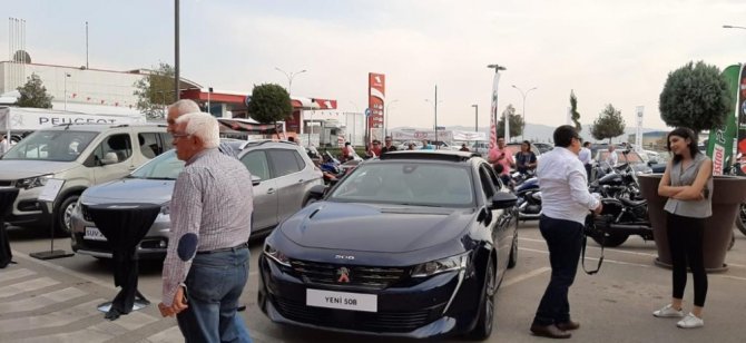 Kahramanmaraş'ta Otomobil tutkunları buluştu