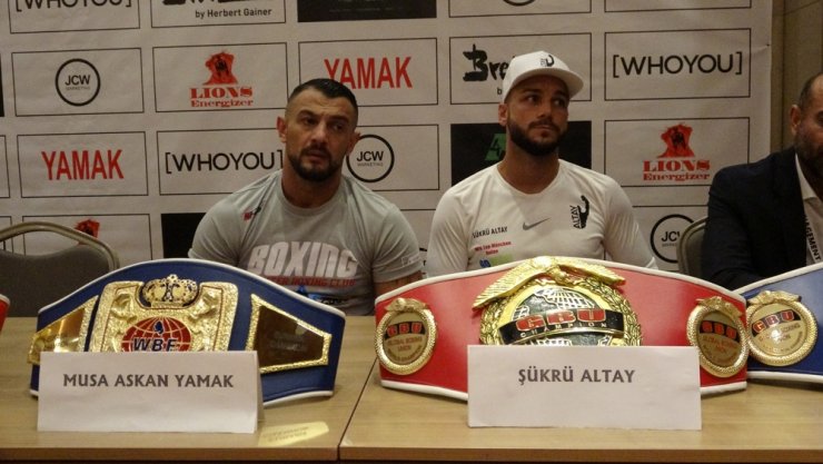 Dünya şampiyonu boksör şampiyonluk kemeri için ringe çıkacak