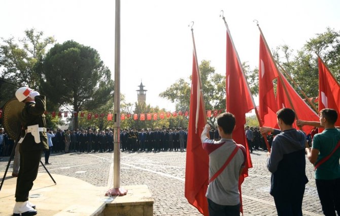 Kahramanmaraş’ta 29 Ekim Cumhuriyet Bayramı kutlamaları başladı