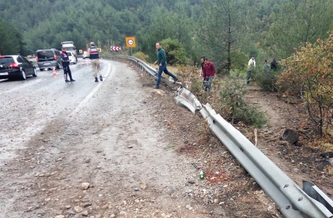 Kahramanmaraş’ta askeri araç devrildi 4 asker yaralandı