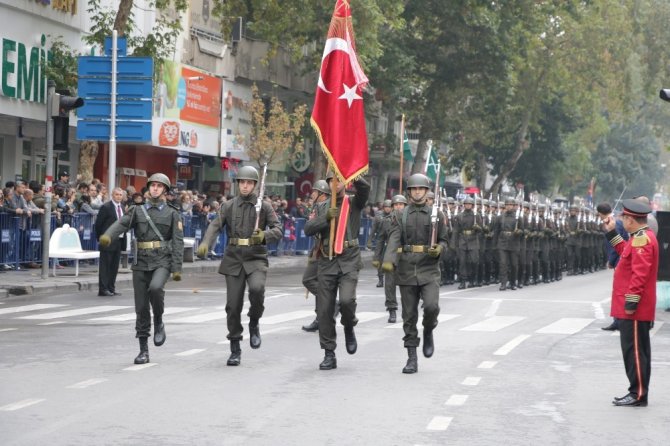 Kahramanmaraş’ta Cumhuriyet Bayramı törenlerle kutlandı