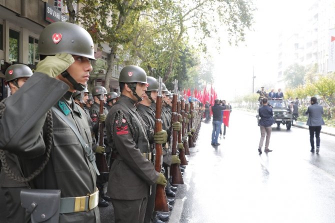 Kahramanmaraş’ta Cumhuriyet Bayramı törenlerle kutlandı