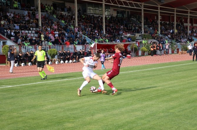 Kahramanmaraşspor, sahasında Bandırmaspor ile berabere kaldı