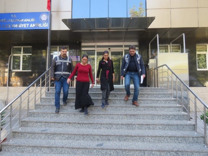 Kahramanmaraş’ta dilenci görünümlü hırsızlar yakalandı