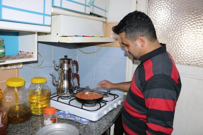 Şehidin dede ve ninesine kahvaltı sürprizi