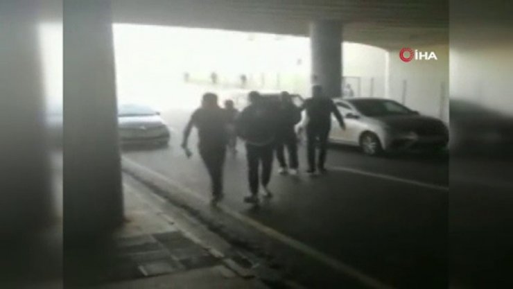 Fotoğraflarını zorla çekip şantaj yaptılar