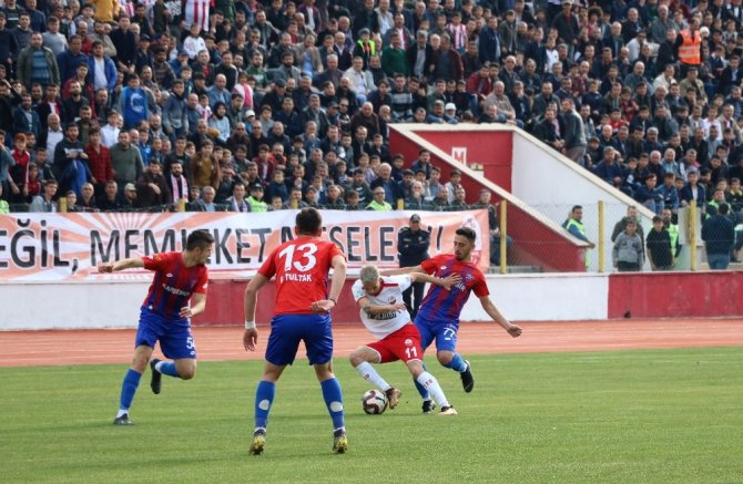 Kahramanmaraşspor kendi evinde Karabükspor'u yendi