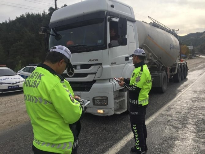 Aman dikkat, kış lastiği uygulaması başladı