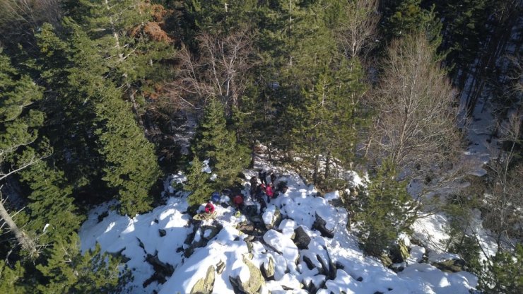 Uludağ’da kayıp olan iki dağcı drone ile arandı