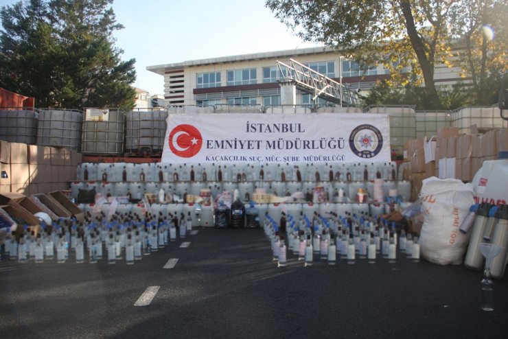 250 ton sahte ve kaçak içki Emniyetin bahçesinde sergilendi