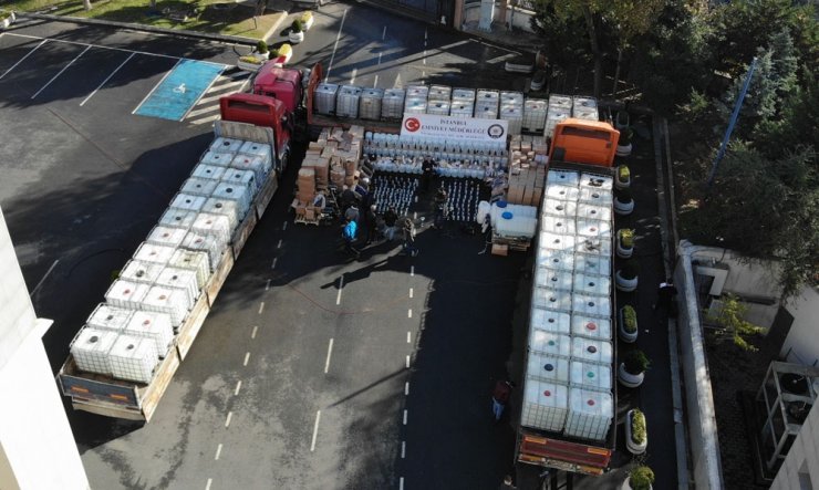 250 ton sahte ve kaçak içki Emniyetin bahçesinde sergilendi