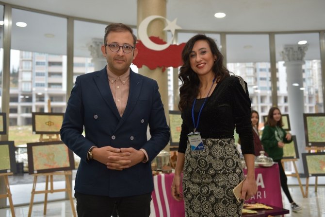 Kahramanmaraşlı öğrencilerden ‘ebru’ sergisi