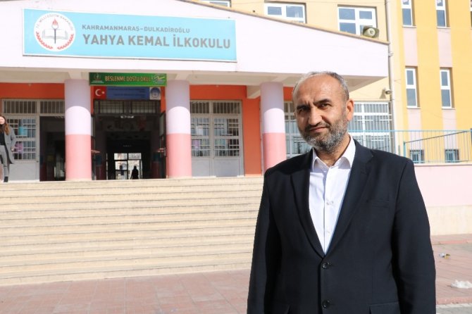 Öğrenci ve veliler geleceklerini aydınlattı televizyonları kararttı