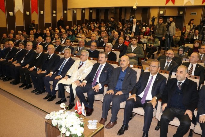 TOBB Başkanı Hisarcıklıoğlu'na Fahri Doktora verildi