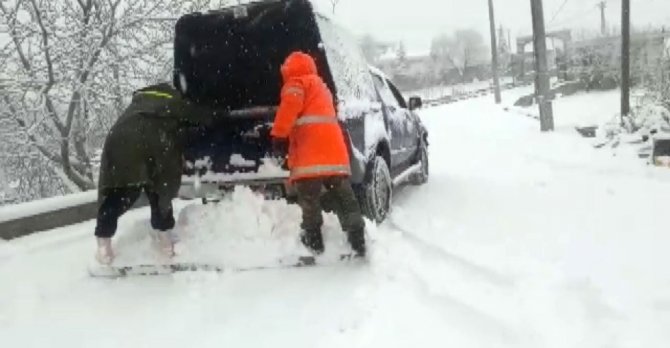 Kahramanmaraş'ta Kar kazaları da beraberinde getirdi