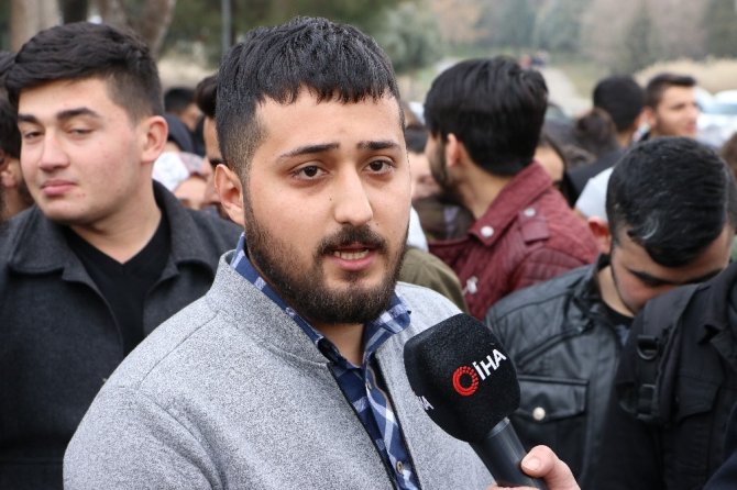 Kahramanmaraş'ta Üniversite öğrencileri