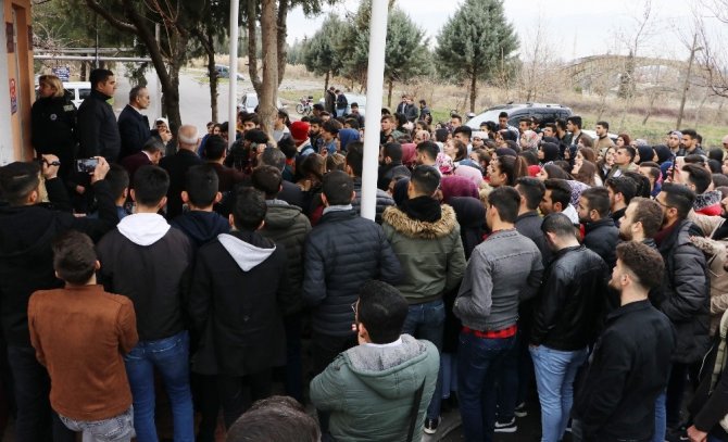 Kahramanmaraş'ta Üniversite öğrencileri