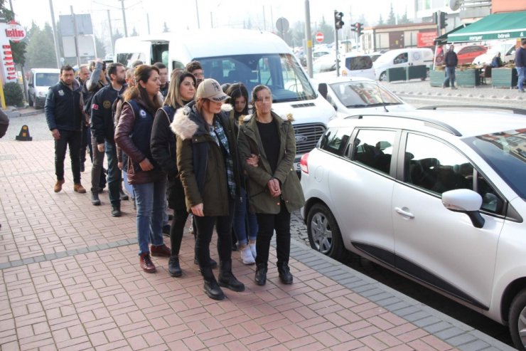 PKK/KCK’nın eylem ve faaliyetlerine katıldıkları iddia edilen 9 kişi adliyede