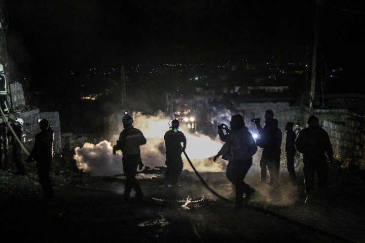 Esad rejimi ve Rus savaş uçakları İdlib’i vurdu: 3 ölü, 9 yaralı