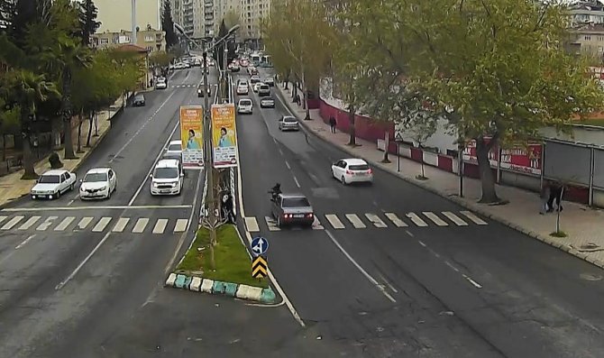 Kahramanmaraş'ta ki kazalar MOBESE kayıtlarına bakın nasıl yansıdı