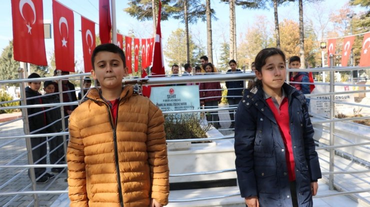 Şehit Ömer Halisdemir, doğum gününde unutulmadı