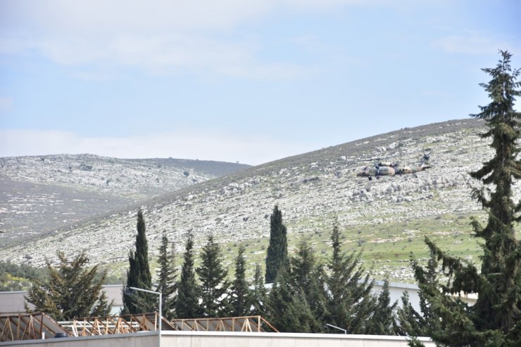 Sınırda askeri helikopter hareketliliği yaşanıyor