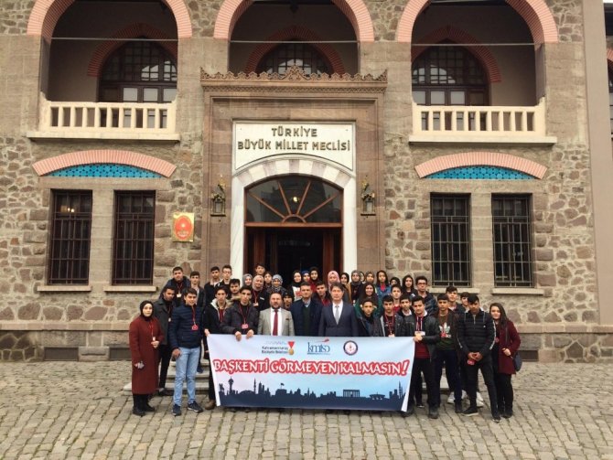 Kahramanmaraşlı öğrenciler başkenti gezdi