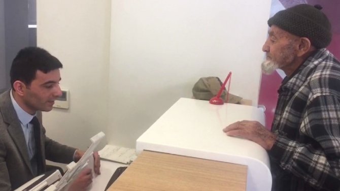 Nurhak ilçesinde Hasan Dede, arsasını satıp Mehmetçik’e bağışladı