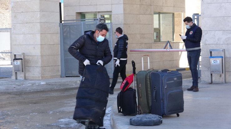 Kapıköy Gümrük Kapısı’na sahra hastanesi kuruldu