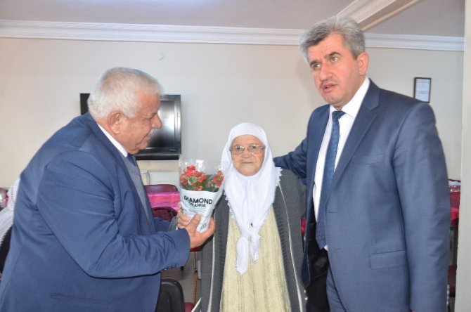 Elbistan Ziraat Odası huzurevinde gönül aldı