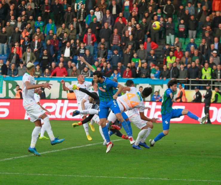 Süper Lig: Çaykur Rizespor: 1 - Aytemiz Alanyaspor: 1 (Maç sonucu)