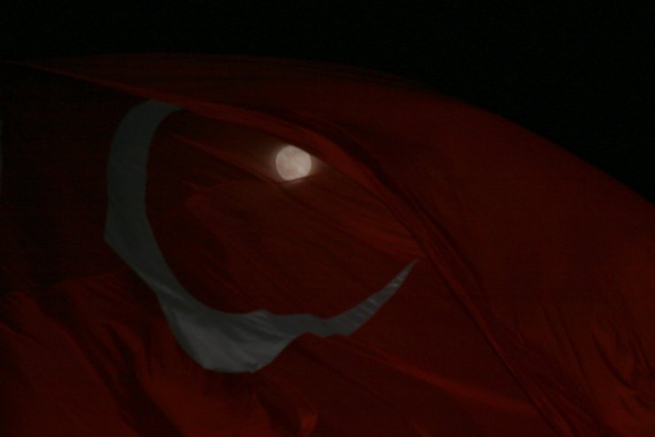 Süper Ay Hatay'da görüntülendi