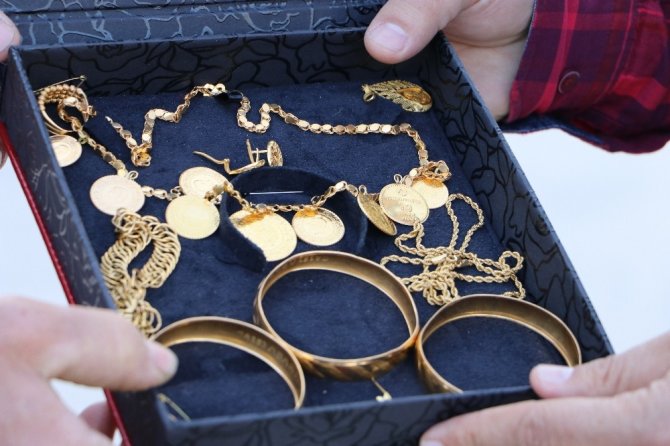 Telefon dolandırıcılarından son anda kurtuldu