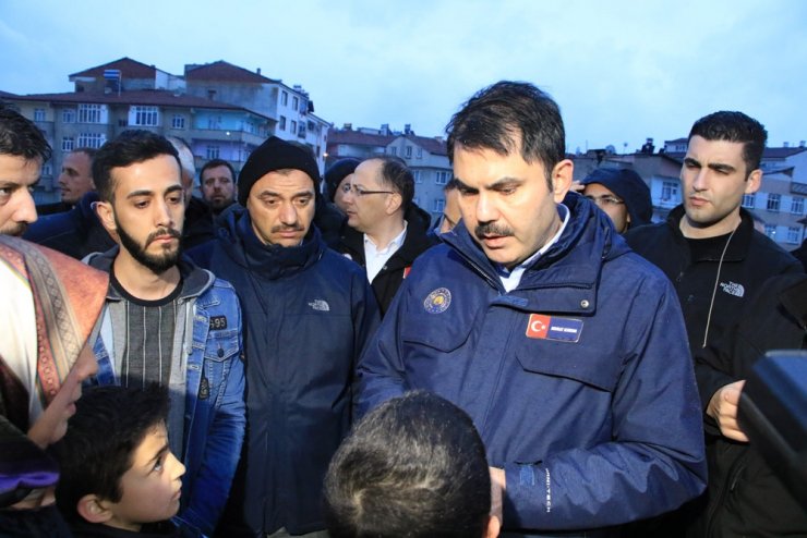 Bakan Kurum, Elazığ’da incelemelerde bulundu