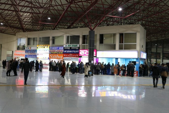 Kahramanmaraş otogarında üniversite tatili yoğunluğu