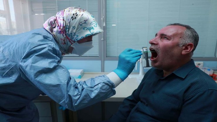 Koronavirüs testi 15 dakikada çıkacak