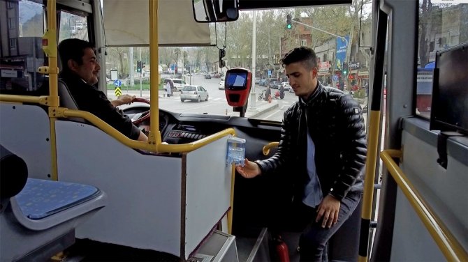 Kahramanmaraş’ta toplu taşıma araçlarına el dezenfektanı