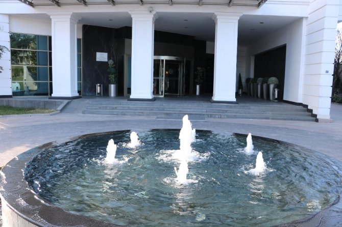 Ramada Otel'de sağlık çalışanlarını ücretsiz konuk edecek