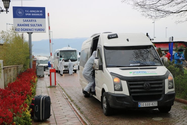 Ukrayna’dan gelen 103 kişi Sakarya’da karantina altına alındı