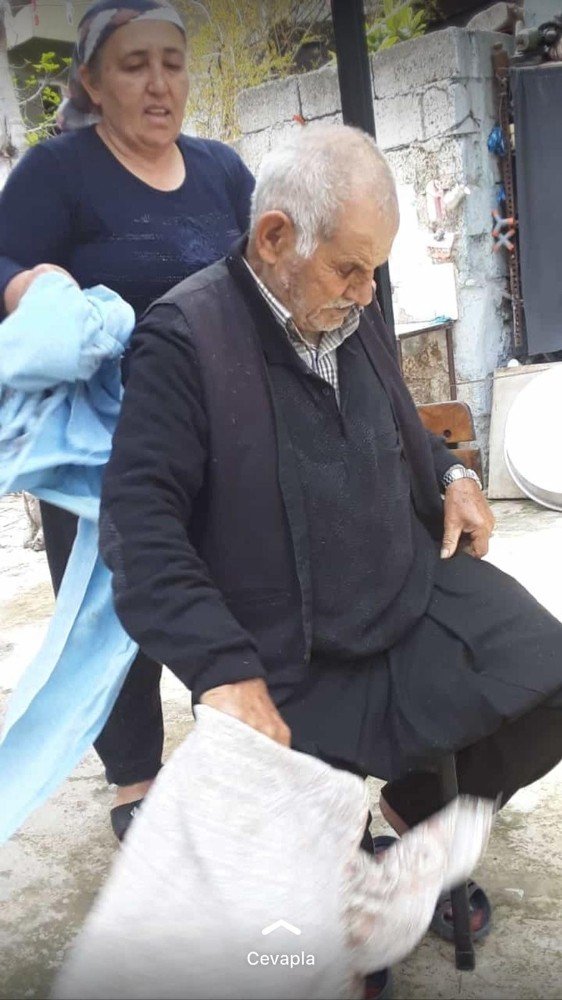 Vefalı gelin kayınbabasını traş etti